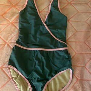 Five dancewear Leotards